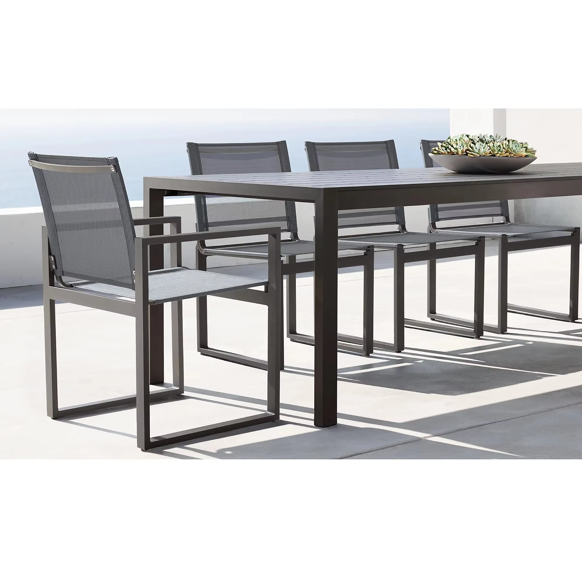 Armchair Elegant Aluminum Meta - đánh giá và giá Outdoor Furniture Dining Set